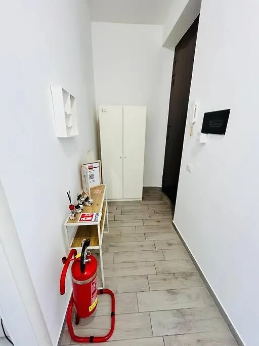 Binario 251 Stazione Tiburtina Apartment Rome