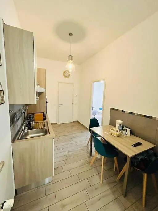 Binario 251 Stazione Tiburtina Apartment Rome Italy