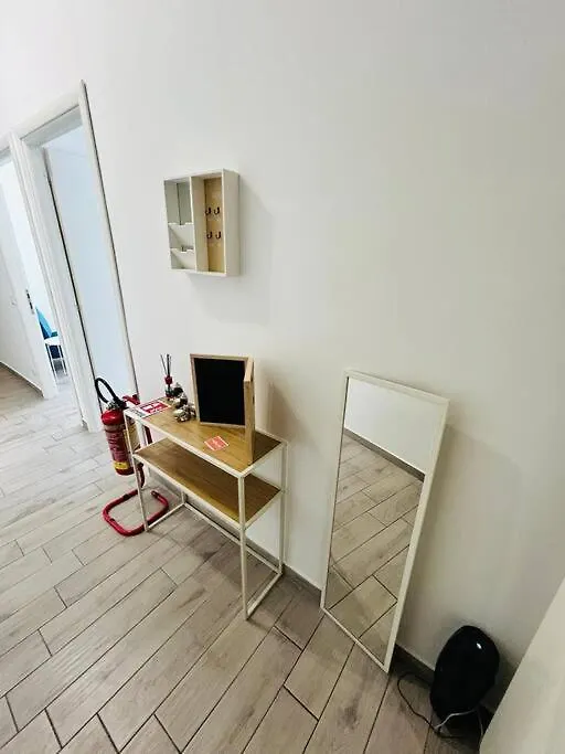 Binario 251 Stazione Tiburtina Apartment Rome