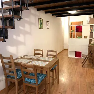  Appartamento Casa Trevi