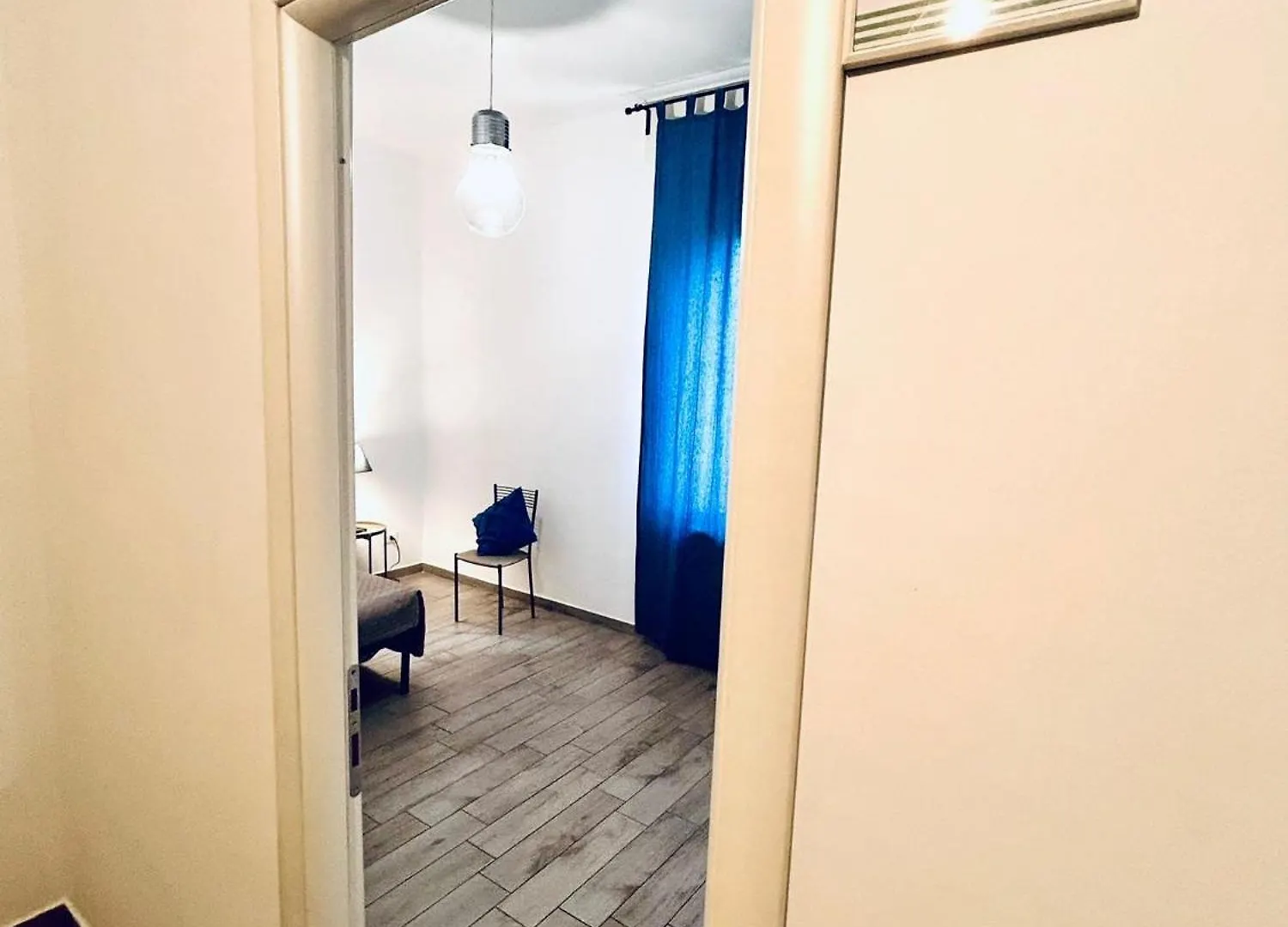 Binario 251 Stazione Tiburtina Apartment Rome Italy