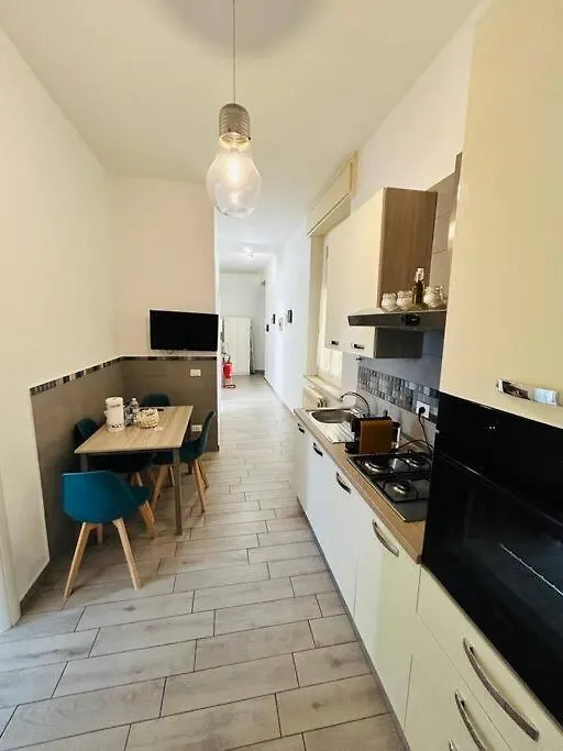 Binario 251 Stazione Tiburtina Apartment Rome 0*,  Italy