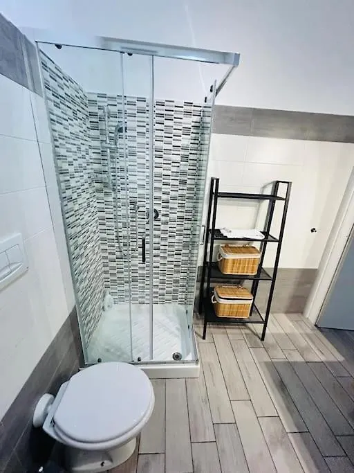 Binario 251 Stazione Tiburtina Apartment Rome