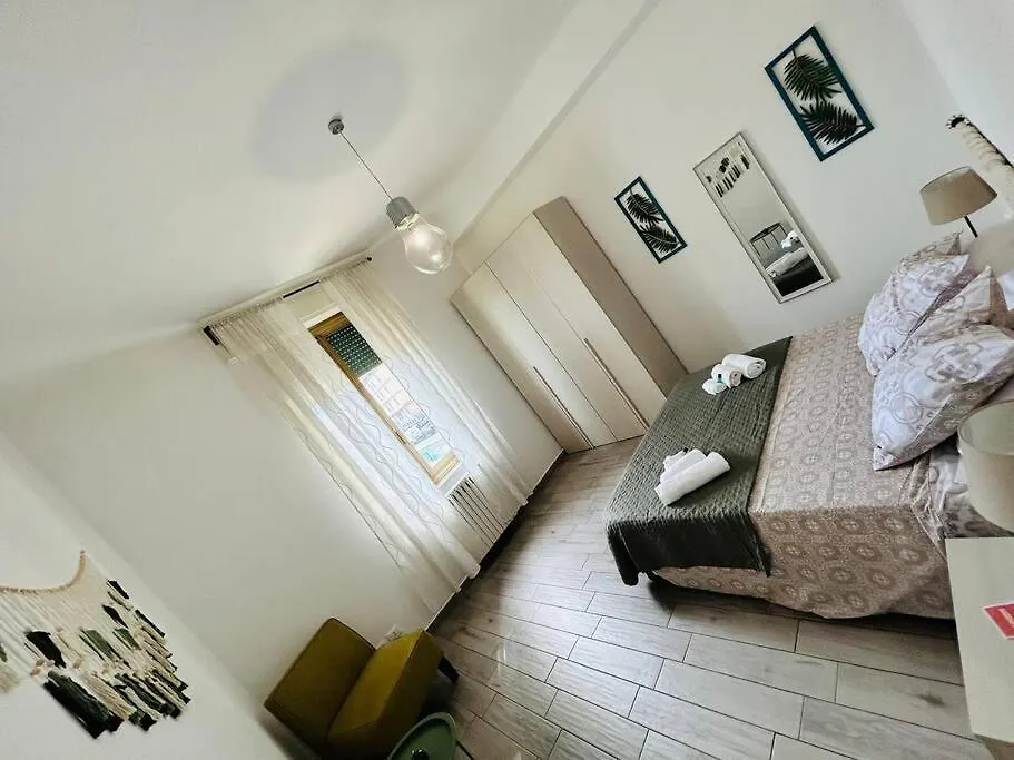 Binario 251 Stazione Tiburtina Apartment Rome